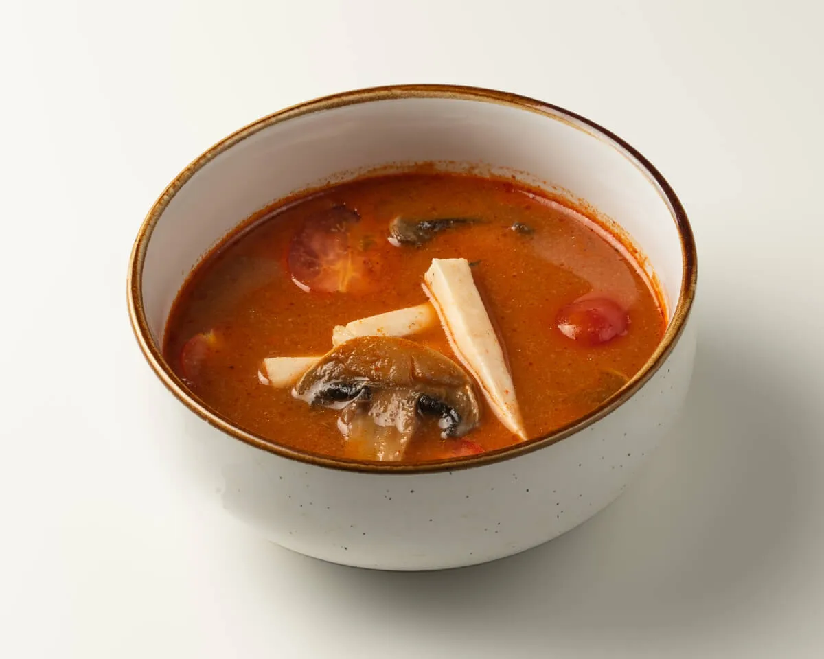 Тайский суп с семгой